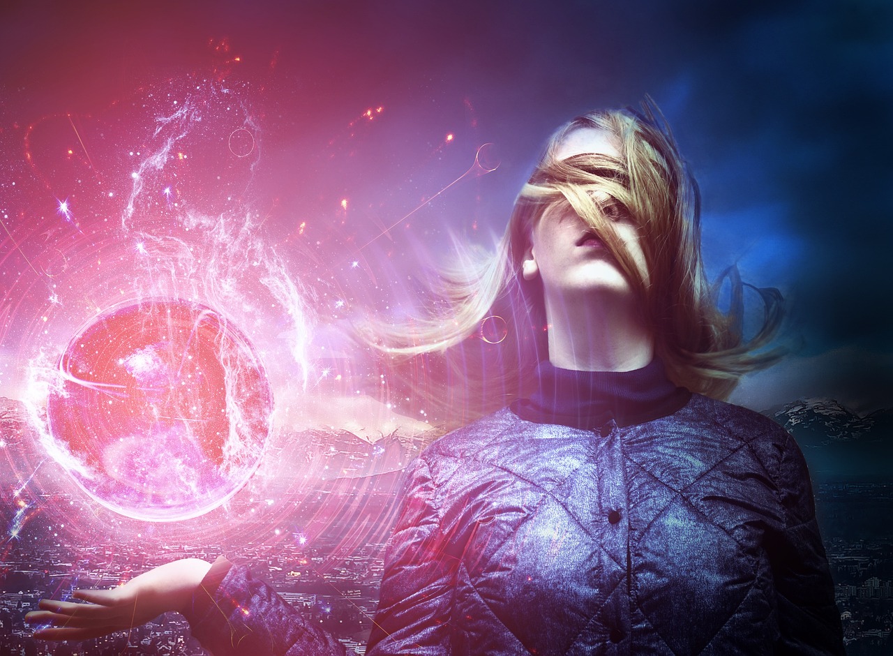 房露，星光璀璨的艺术人生