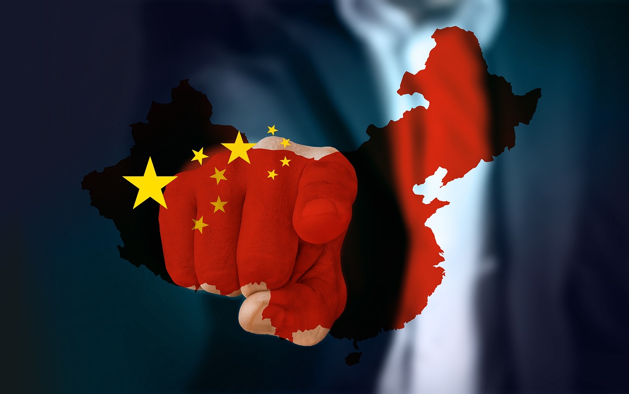 波兰近期动态，多元视角下的政治、经济与社会变革观察