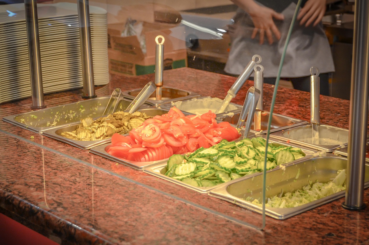 最新校园食堂重塑餐饮体验，打造校园美食新篇章