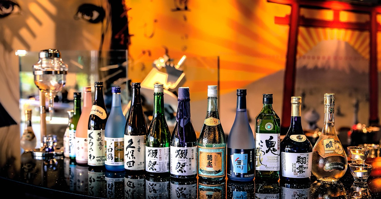 三井小刀酒价格表揭秘，市场影响力与价格走势分析