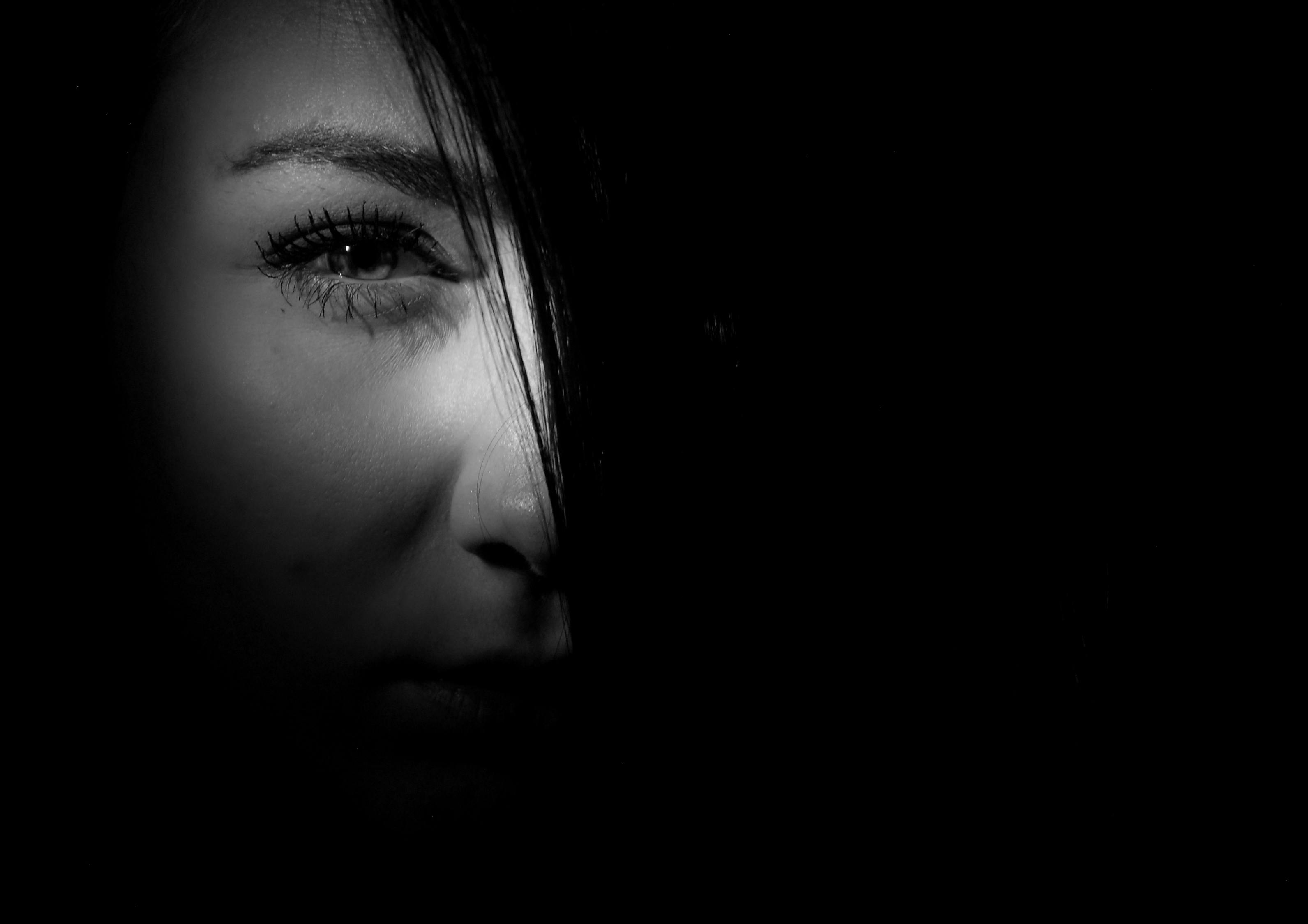 动漫黑白女生头像，风格、魅力与文化表达探究